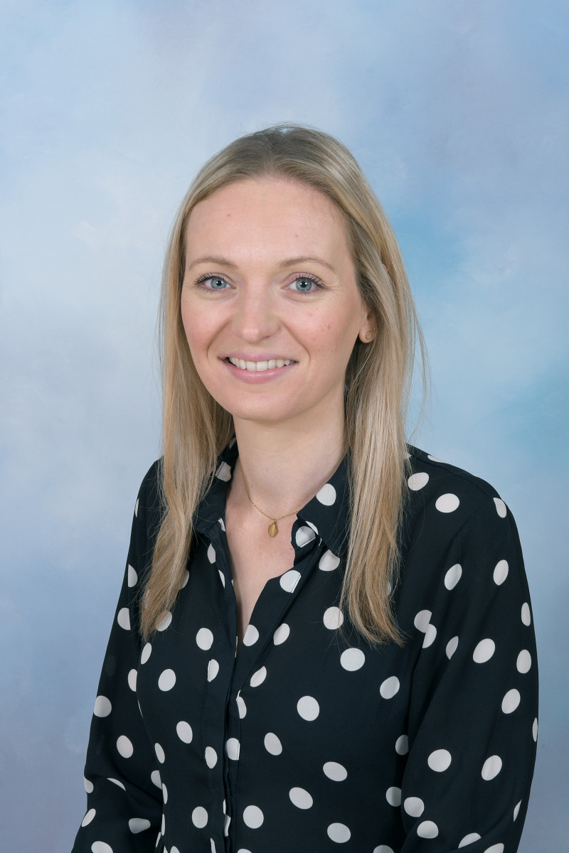 Miss E Frodsham 